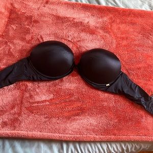 Victoria's Secret Strapless Push up Bra , size 34 DD